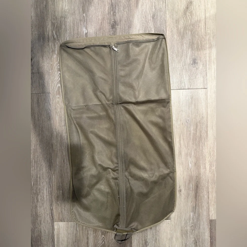 Samsonite Tan Rolling 23 Inch Luggage + Garment Bag
